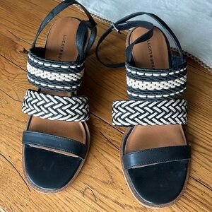 Lucky Brand wedge sandals. size 10. Black & cream detail.